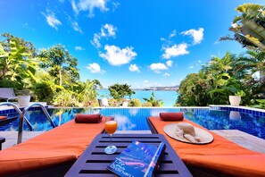 Outdoor pool, an infinity pool