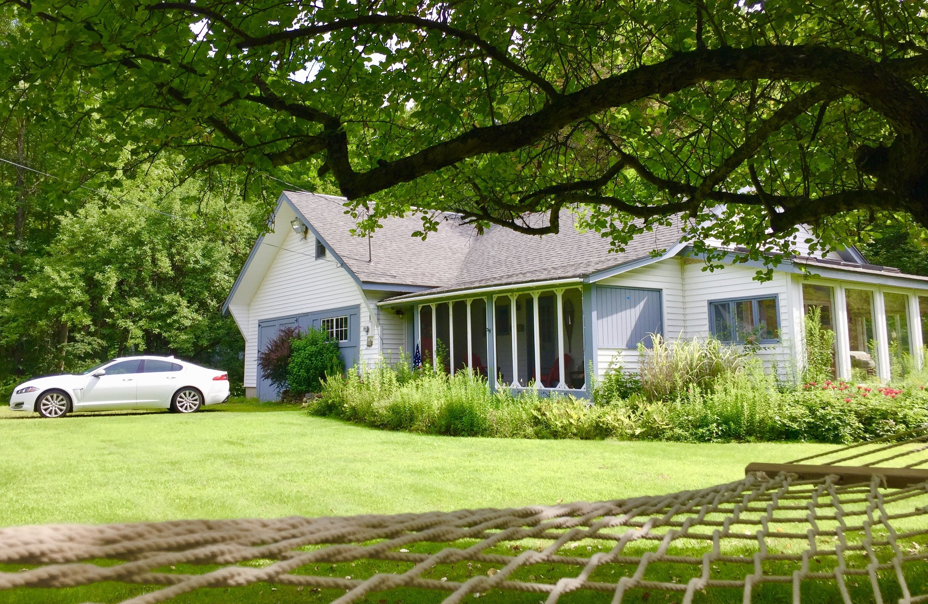 Sprawling, Dream Farmhouse on 5 Scenic Acres near to Mount Snow, Lake & Town
