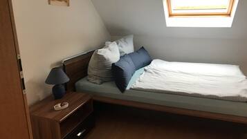 1 chambre, fer et planche Ă repasser, accĂšs Internet, draps fournis