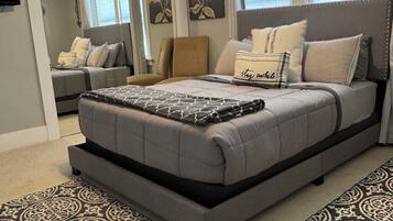 2 bedrooms, iron/ironing board, WiFi, bed sheets