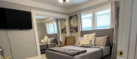 2 bedrooms, iron/ironing board, WiFi, bed sheets