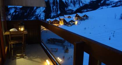 Le Corbier, huoneisto rinteillä jalkojen