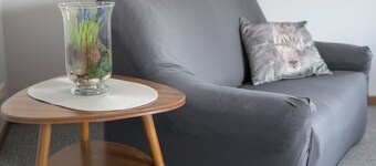 Idyllic non-smoking apartment in the country with parking space for cars and bikes