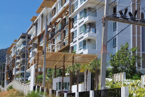 Neue fertige Luxury & Stylish Condo Patong area Phuket