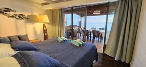 4 slaapkamers, een strijkplank/strijkijzer, wifi, beddengoed