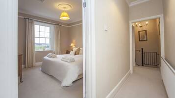 2 Schlafzimmer, schallisolierte Zimmer, WLAN, Bettwäsche