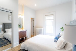 1 bedroom, in-room safe, iron/ironing board, WiFi