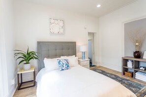 1 bedroom, in-room safe, iron/ironing board, WiFi