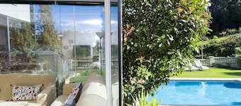 "Villa El Castañal" Tuin, zwembad, strandzijde