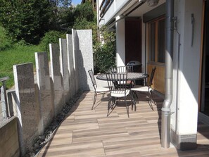 Outdoor dining - Seelenmattli Appartement/Fewo 4-Bettwohnung by Interhome (Engelberg)