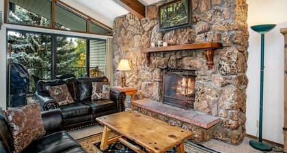 Beaver Creek West 4bd/4ba free Ski shuttle The Perfect Mountain Nest