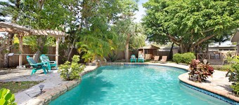 Palmway Tropical Oasis - Piscina, playa y golf