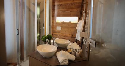 Epicurus guest house: Zeus