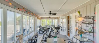 Luxury Oceanfront Home – Spacious Family Retreat Steps from the Beach