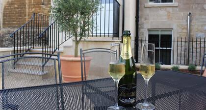 APPARTEMENT GARDEN - BAIN - un appartement de 2 chambres pouvant accueillir 4 personnes dans 2 chambres