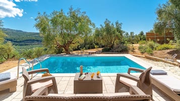 Udendørs pool