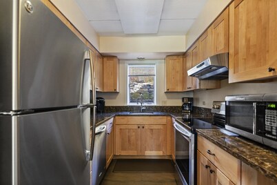 Lodge Condo 24