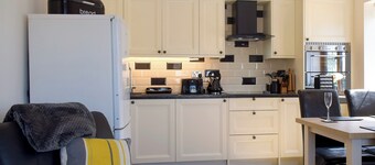 2 bedroom accommodation in Glasbury, near Hay-on-Wye