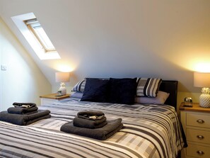 2 bedrooms, free WiFi, bed sheets