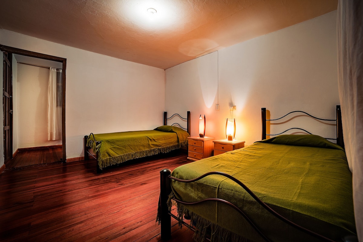 Dormitorio condiviso, per soli uomini | Wi-Fi gratuito, lenzuola