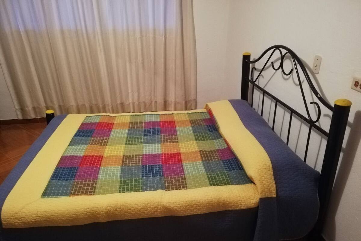 Double Room | WiFi (free), bed sheets