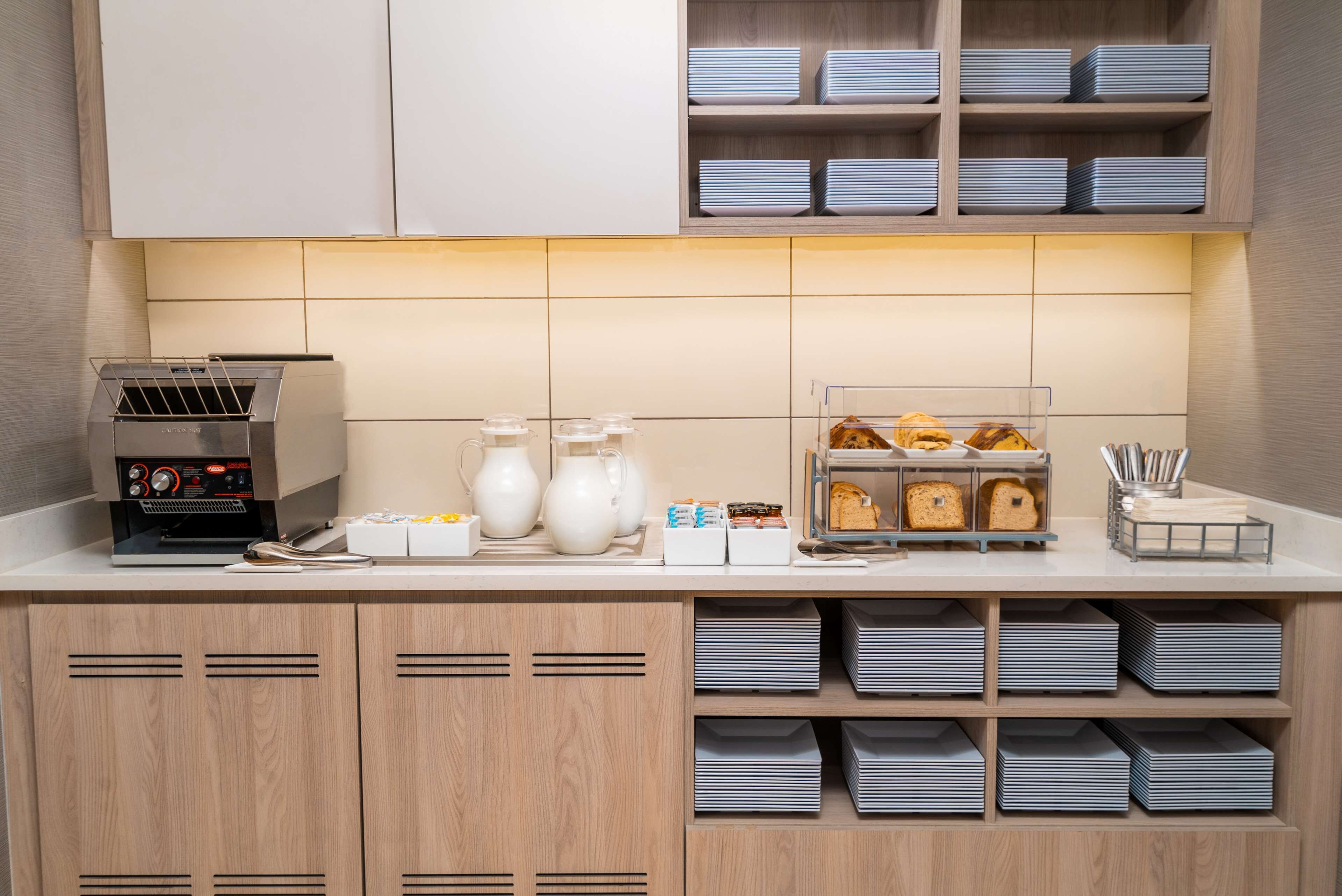 free daily self-service breakfast