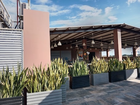 Restaurant. Hotel Nabú