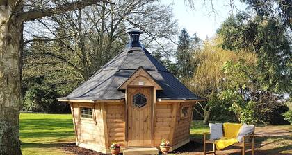 5 Schlafzimmer Unterkunft in Crossway Green, near Stourport-on-Severn