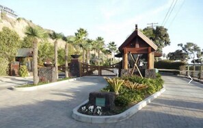 Property grounds - 35679 Beach Road ocean front home newly remodeled
Dana Point Permit #STR19-1019 (Dana Point)