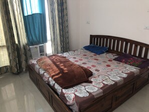 3 bedrooms, WiFi - Spacious 3 BHK apartment (mohali)