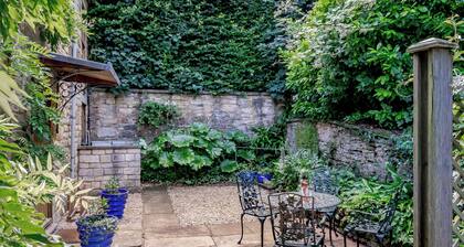 2 bedroom accommodation in Uley, near Dursley