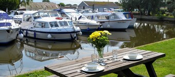 2 bedroom accommodation in Stalham