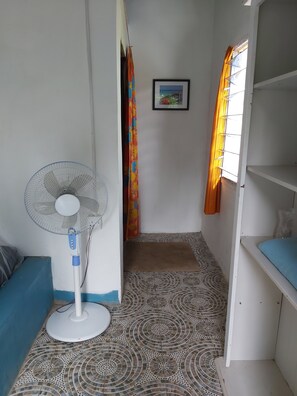 Interior - BAH Guesthouse @  Good Vibes Eco Lodge (Kafuta)