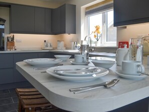 Dishwasher, highchair