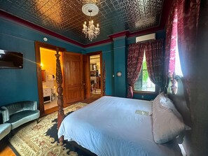 Deluxe Double Room, Non Smoking | Egyptian cotton sheets, premium bedding, down comforters, pillowtop beds - The Mansion on 17th  (Galveston)