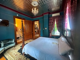 Deluxe Double Room, Non Smoking | Egyptian cotton sheets, premium bedding, down comforters, pillowtop beds