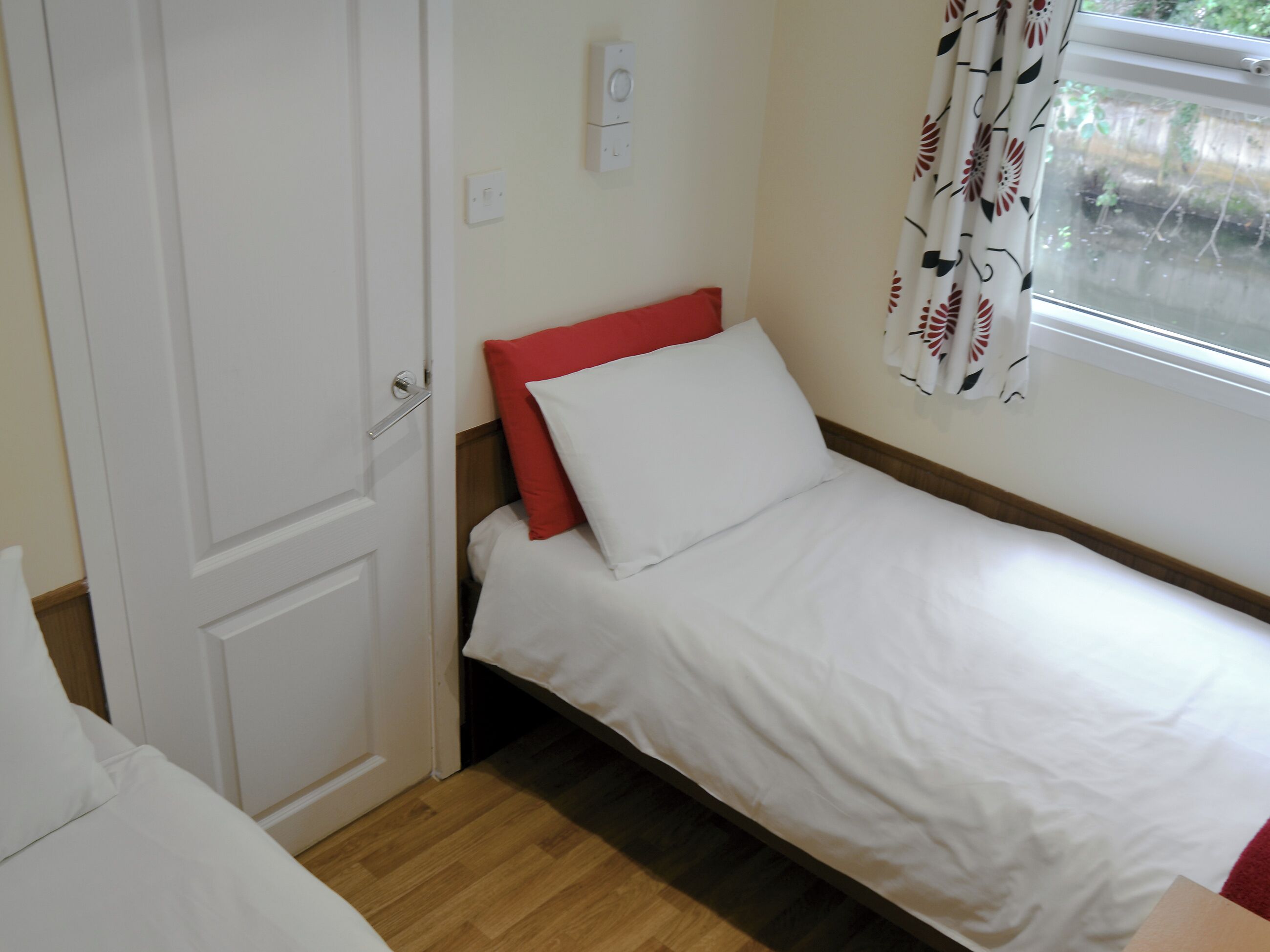 3 habitaciones, wifi gratis y ropa de cama 