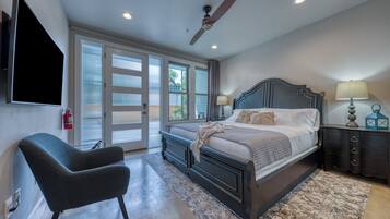 3 slaapkamers, een strijkplank/strijkijzer, reisbedje, gratis wifi