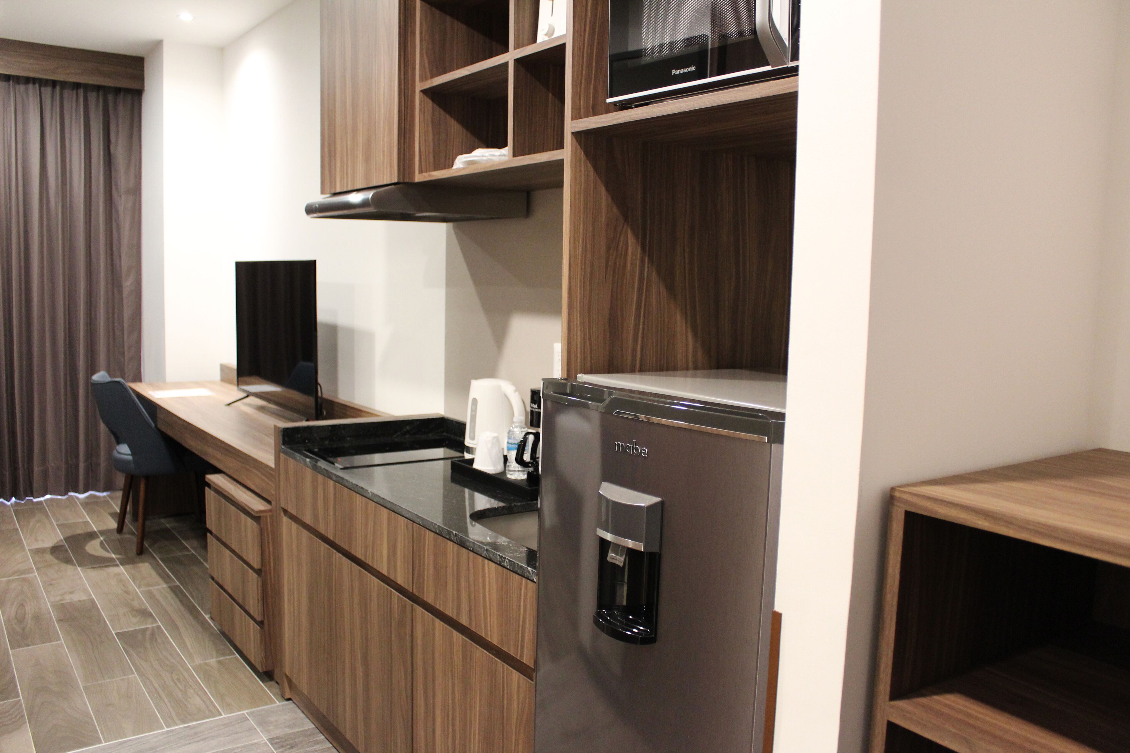 coffee/tea maker, electric kettle