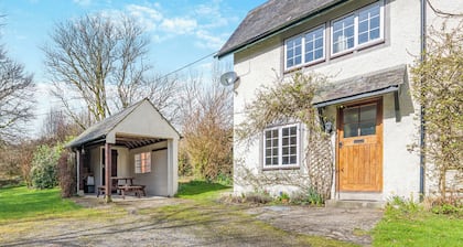 3 bedroom accommodation in Hexworthy, near Yelverton