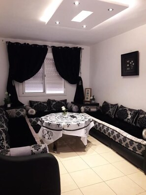 Appartement | Salle de séjour | Télévision à écran plat