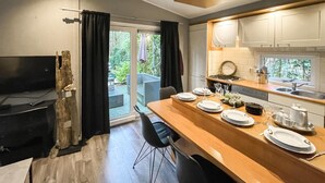 茶具/咖啡用具、冰箱、微波炉、炉灶