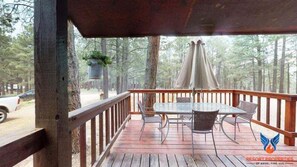 Outdoor dining - Wrap-around Deck | Fire-pit | Lazy Bear Cabin (Angel Fire)