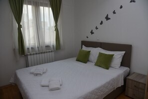 2 Schlafzimmer, Bügeleisen/Bügelbrett, WLAN, Bettwäsche