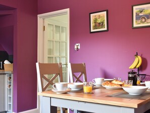 تناول الطعام