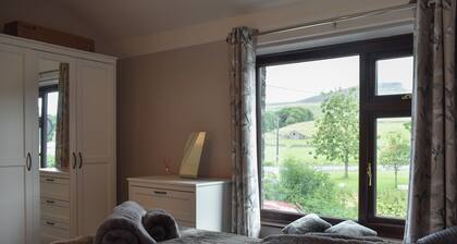 2 bedroom accommodation in Horton-in-Ribblesdale, near Settle