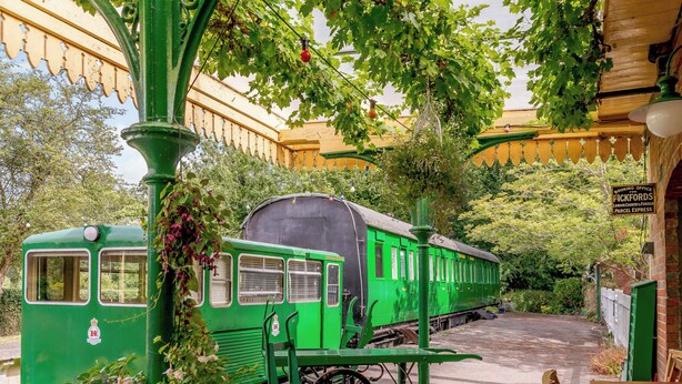 صورة غير مصنفة، 1 من 40، زرّ