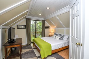House, 2 Queen Beds, Hot Tub | View from room - The Happy Cabin (Swanton)