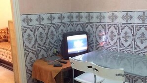 Apartment | Television - Appartement Rosa (Tangier)