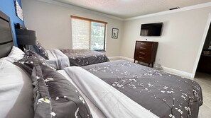 3 bedrooms, desk, iron/ironing board, travel cot